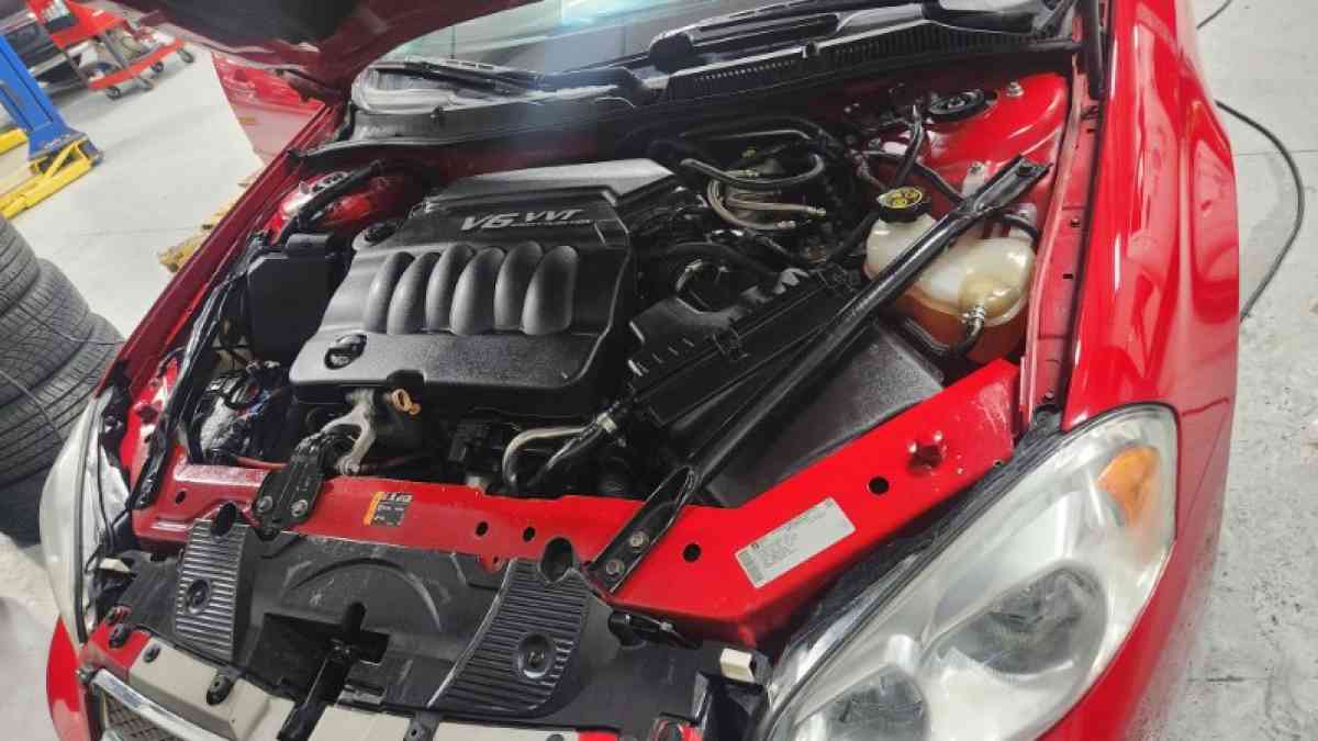 2013 chevy Impala - Modesto, California - FleaMarketBay