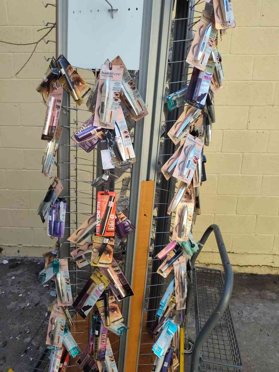 makeup - Katy, Texas - FleaMarketBay