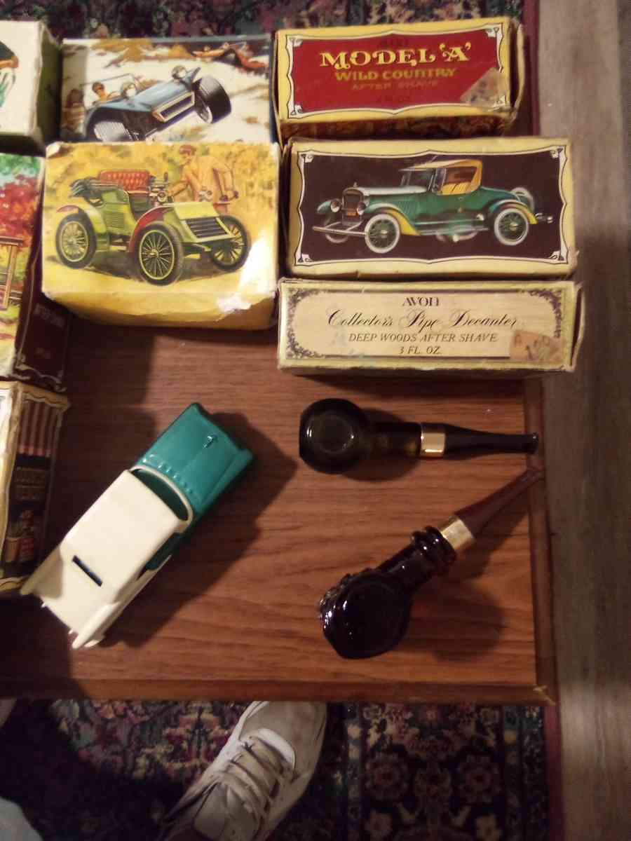 Avon collectibles after shave - Wilkesboro, North Carolina - FleaMarketBay