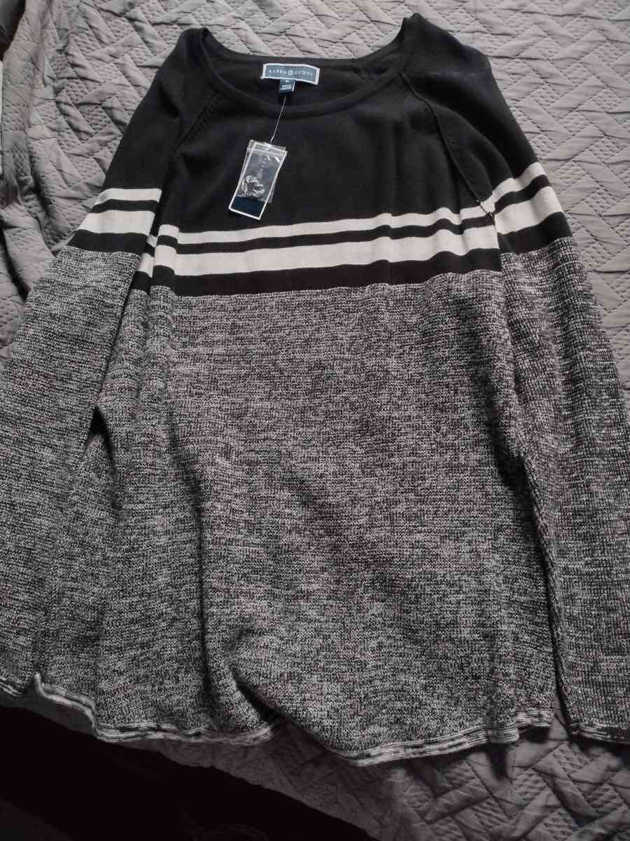 XL Karen Scott sweater - Passaic, New Jersey