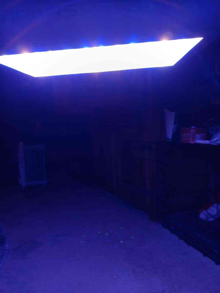indoor grow lights 4 - Wills Point, Texas - FleaMarketBay