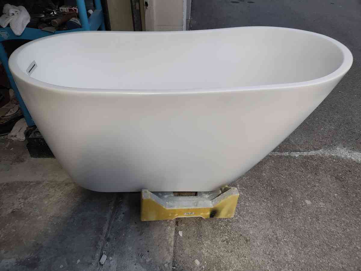 freestanding bathtubs new - Dallas, Texas - FleaMarketBay