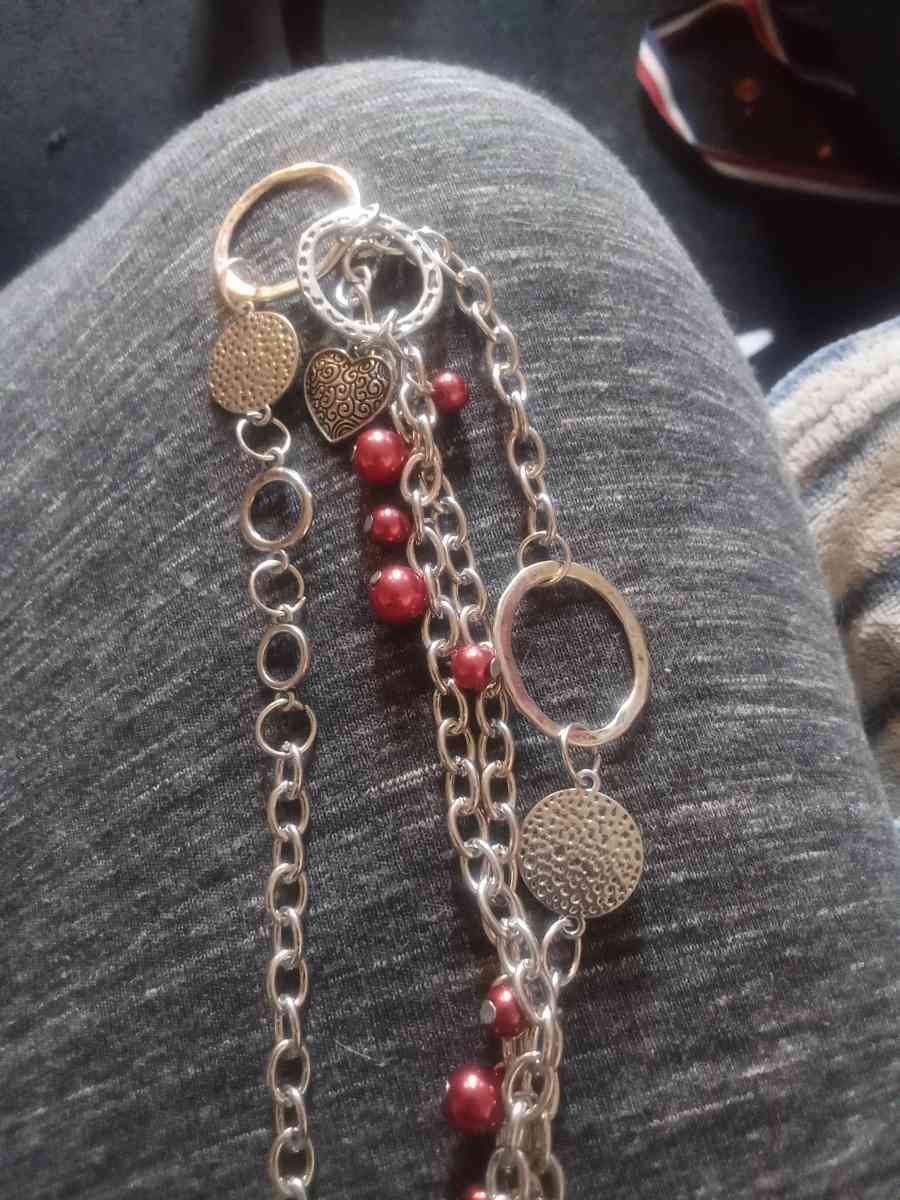 womens necklace - Ontario, New York - FleaMarketBay