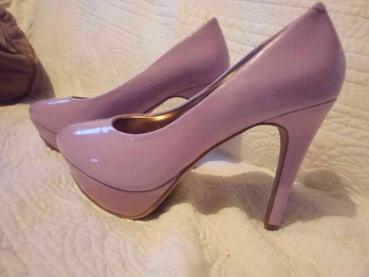 Womens Shoes - Adamsville, Ohio