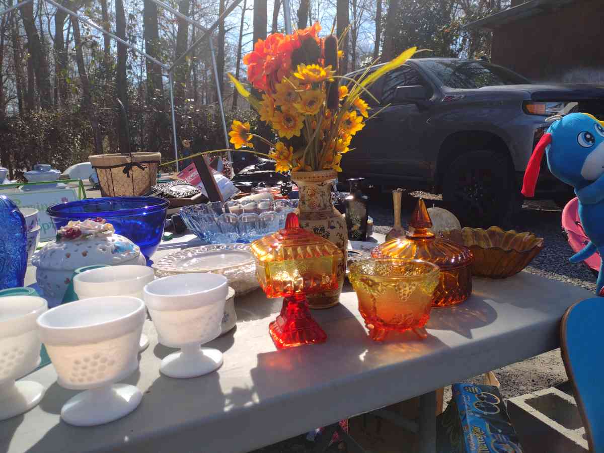 Vintage glass and fine crystal - Carrollton, Georgia - FleaMarketBay