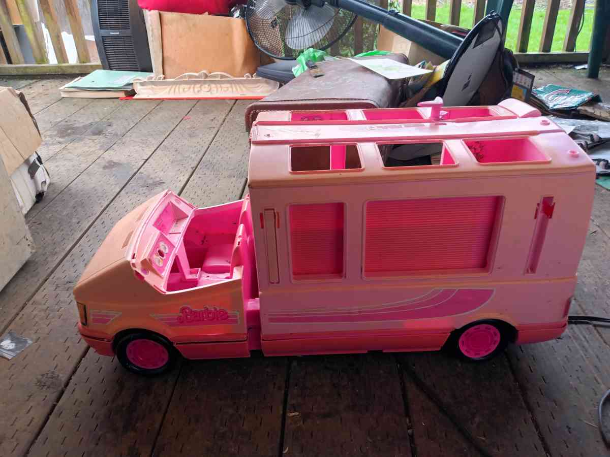 barbie cars and accessories - Montesano, Washington