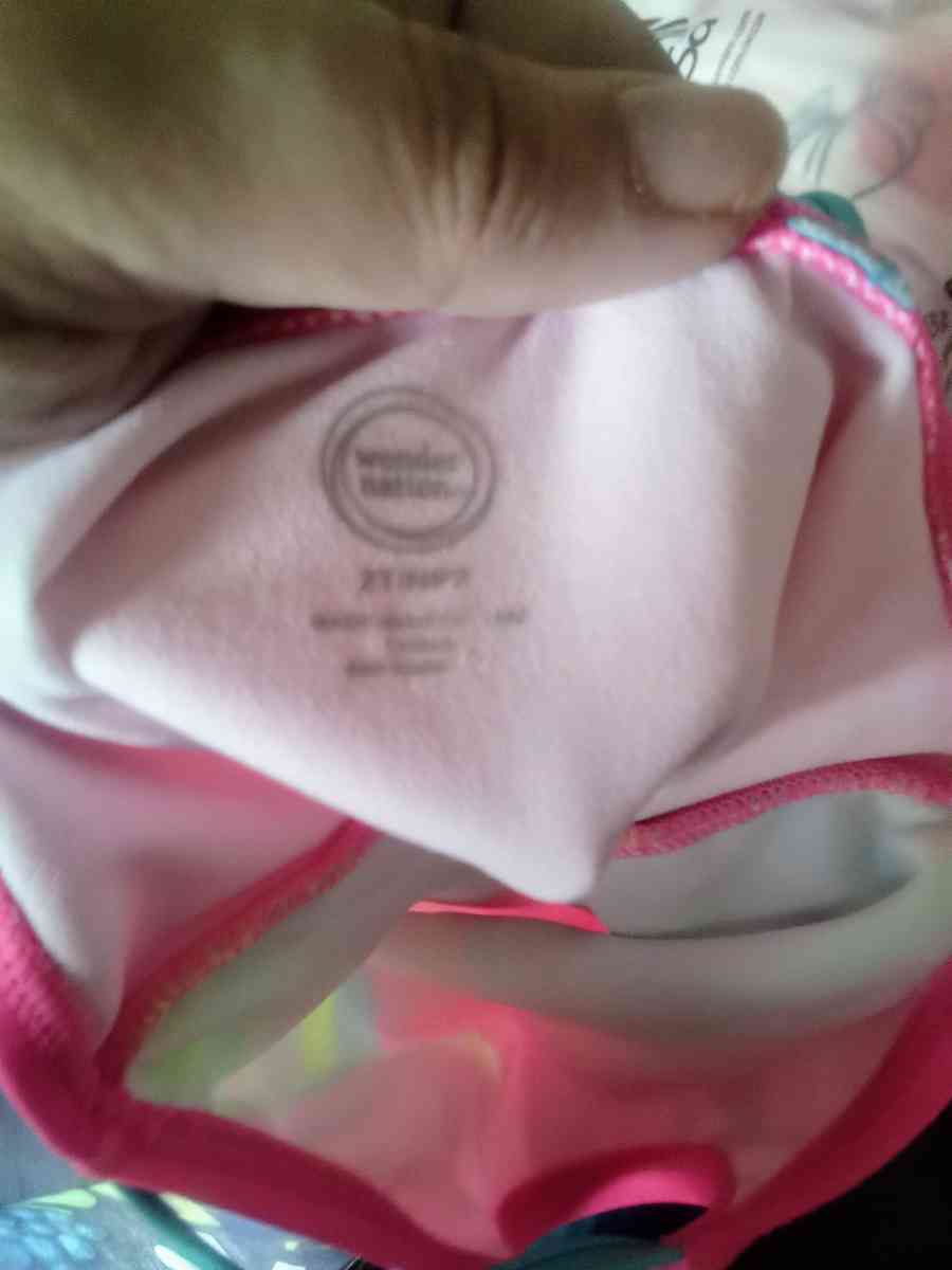 2 Toddlers Bathing suits - Ontario, New York - FleaMarketBay
