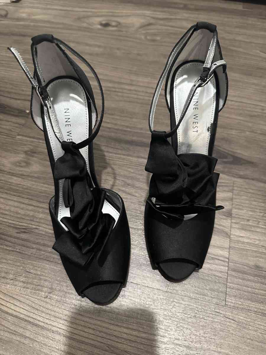 womens high heels - Jacksonville, Florida - FleaMarketBay