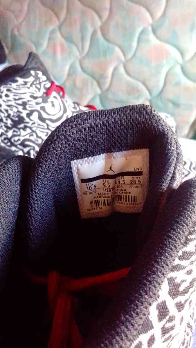 size 10 jordans - Baltimore, Maryland - FleaMarketBay