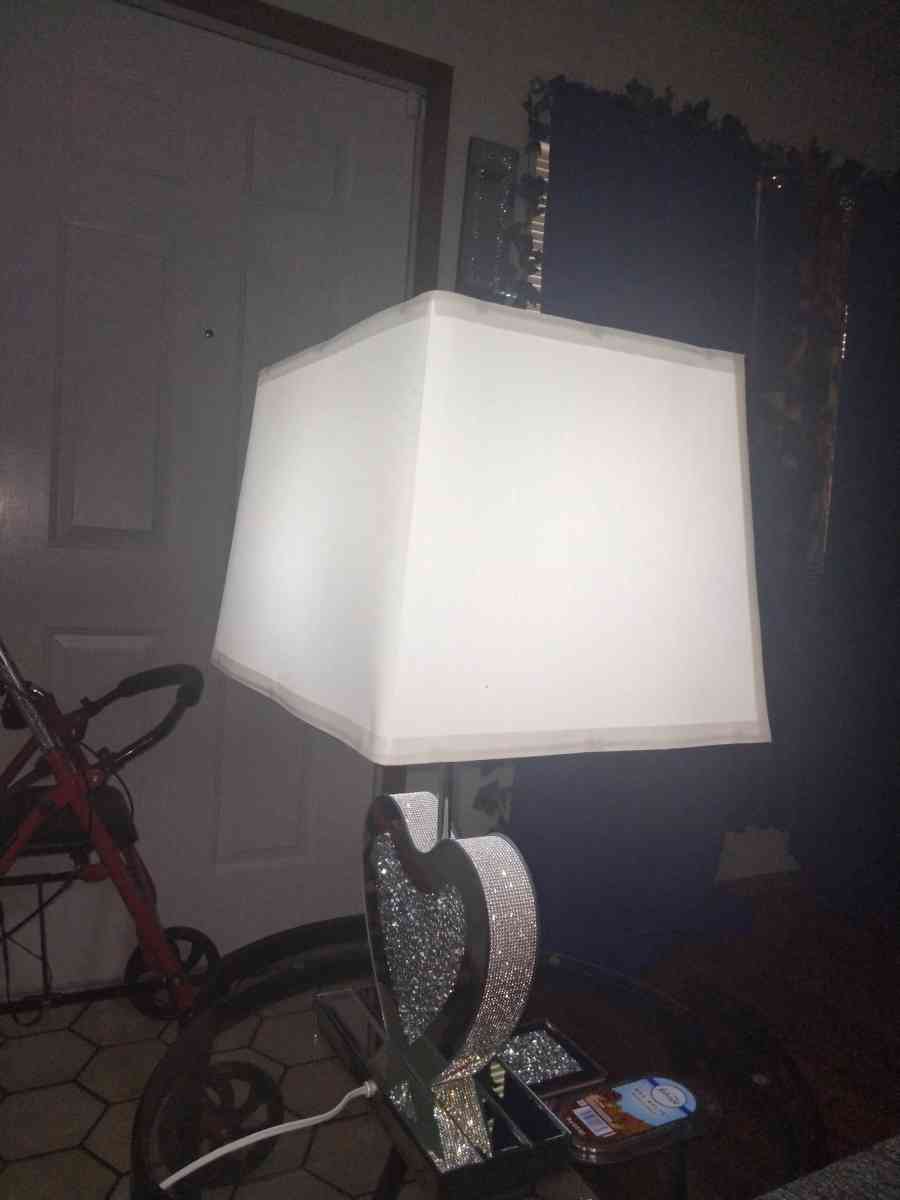 2 diamond crushed lamps new - Oklahoma City, Oklahoma - FleaMarketBay