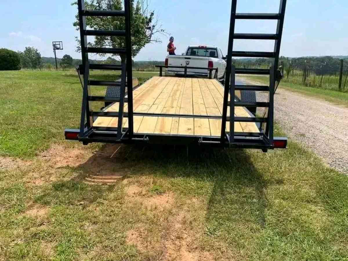 Trailer - Charlotte, North Carolina