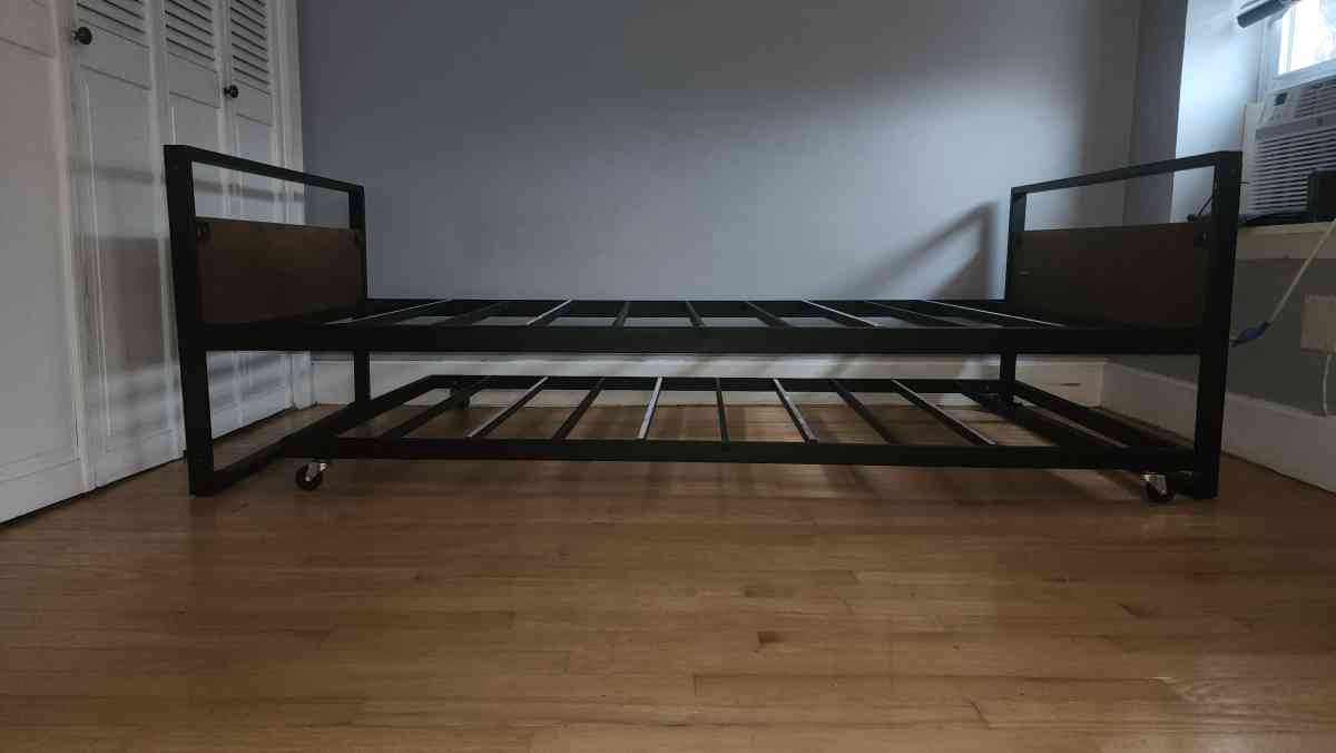 Twin Bamboo Wood Antique Metal Daybed with Trundle - Brooklyn, New York - FleaMarketBay