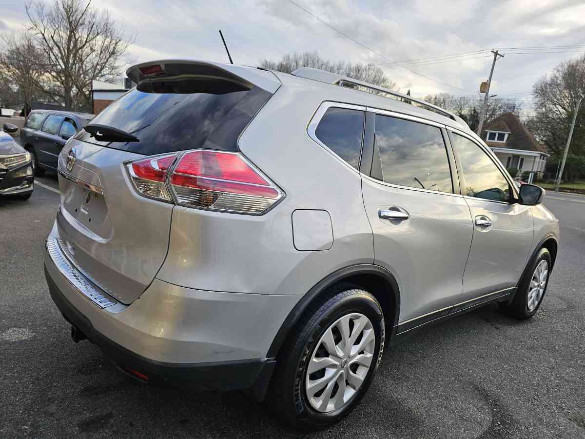 Nissan Rogu - Concord, North Carolina