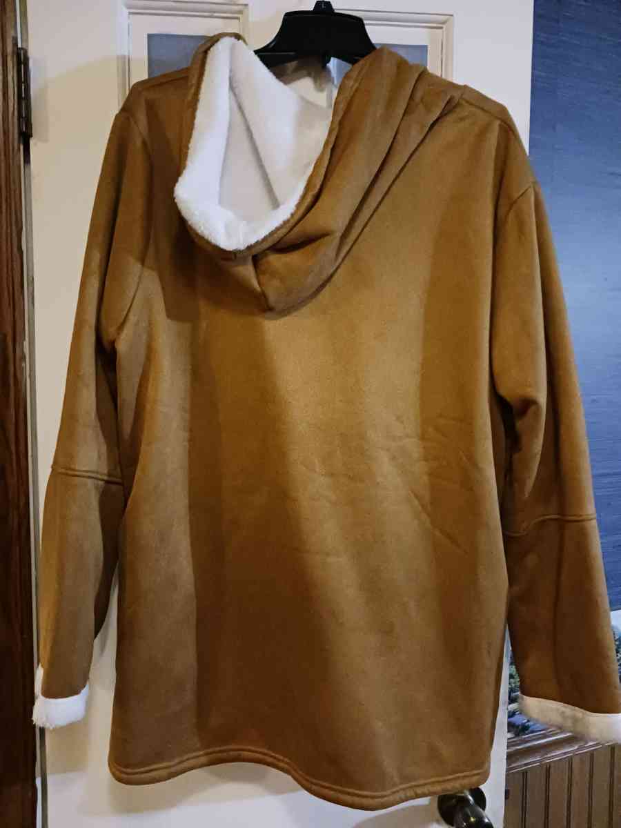 Brown Lightweight Jacket - Middleburg, Pennsylvania - FleaMarketBay