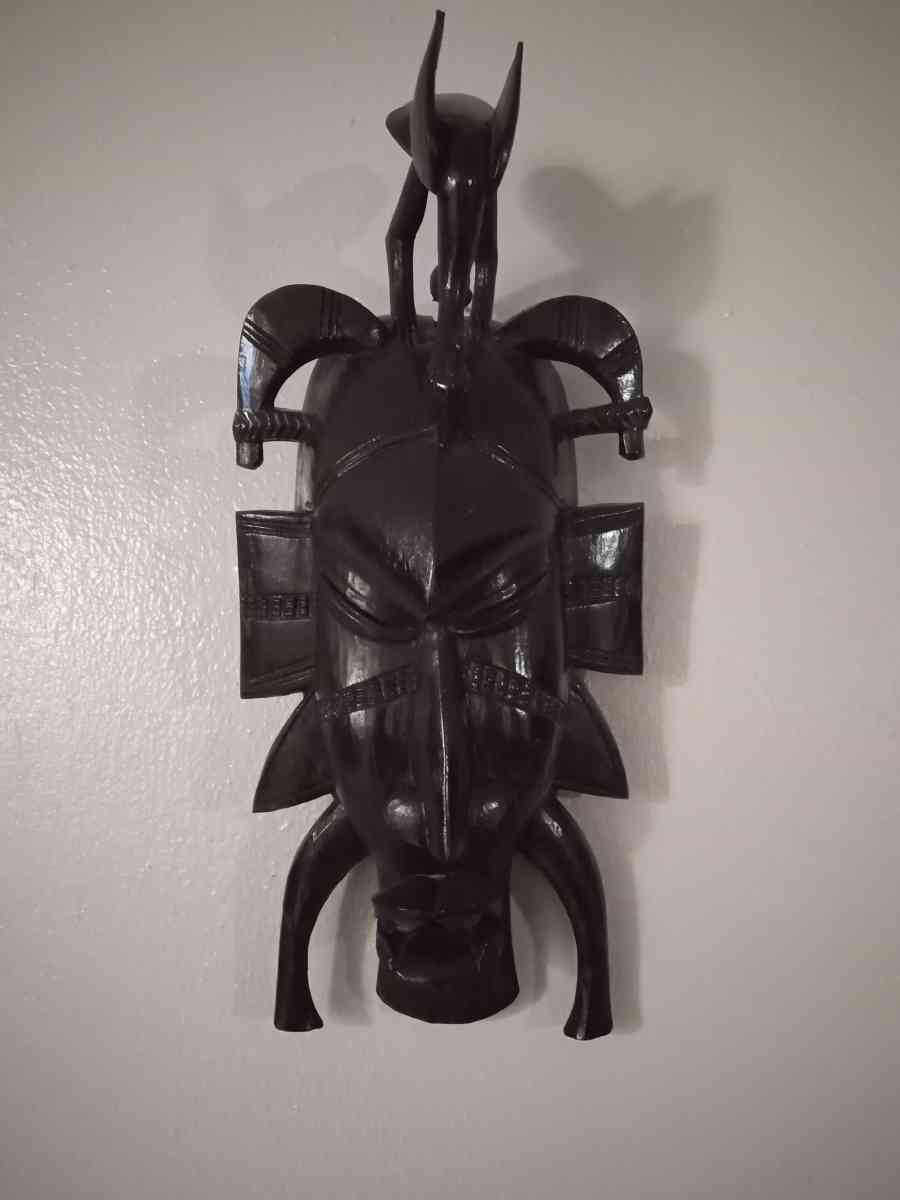 West African wood curved Female Statue - Bossier City, Louisiana - FleaMarketBay