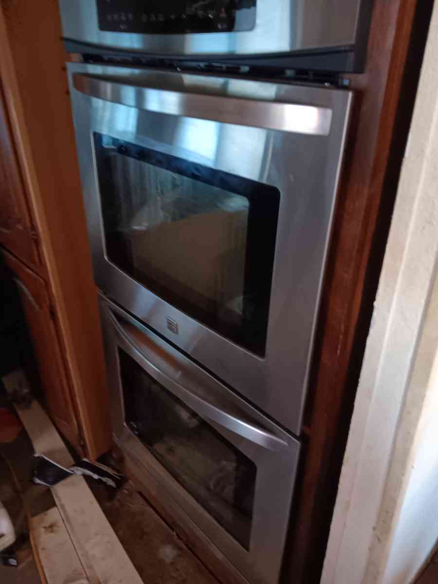Kenmore double oven - Wills Point, Texas - FleaMarketBay