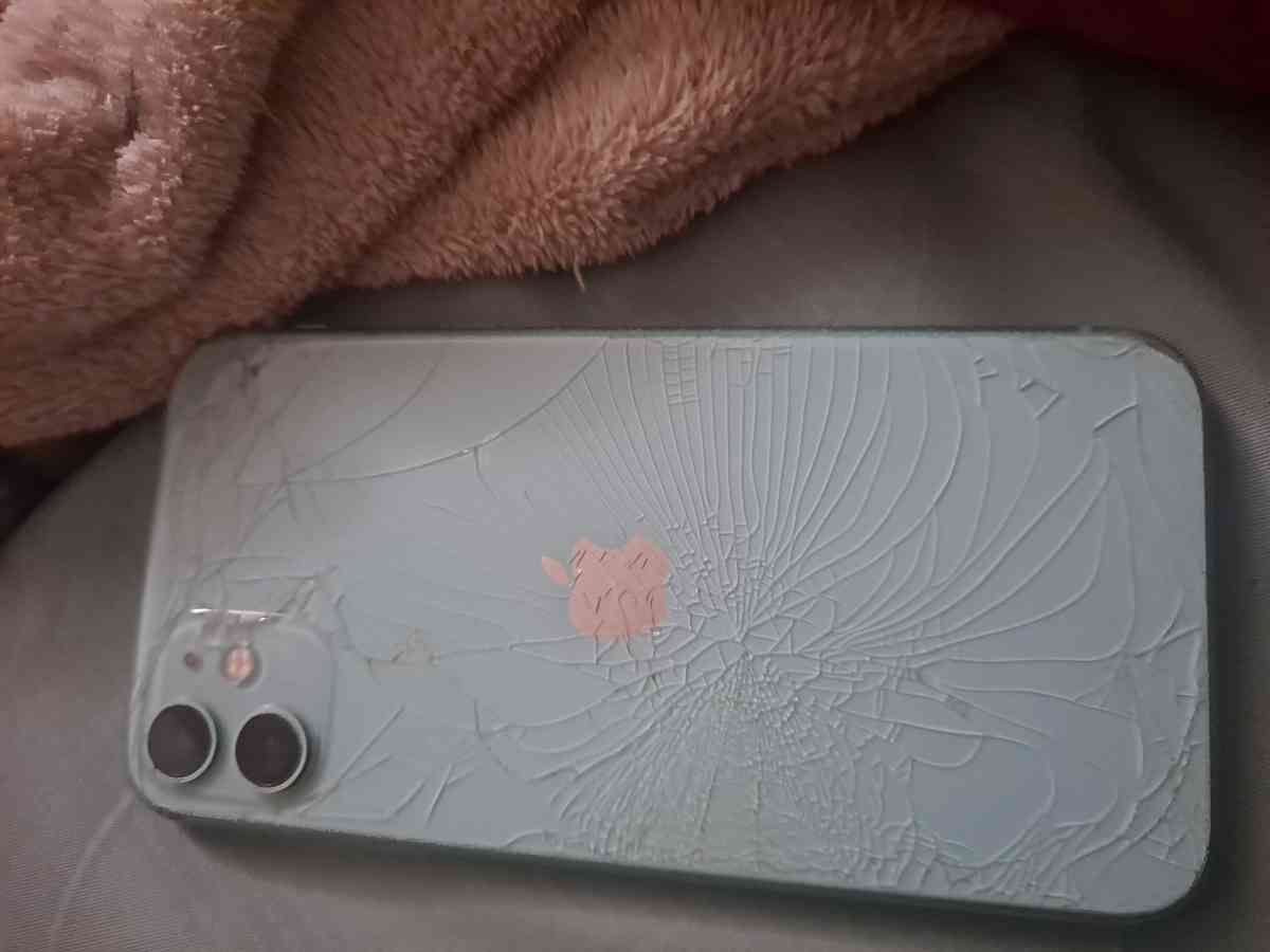 iphone 11 - Alhambra, California