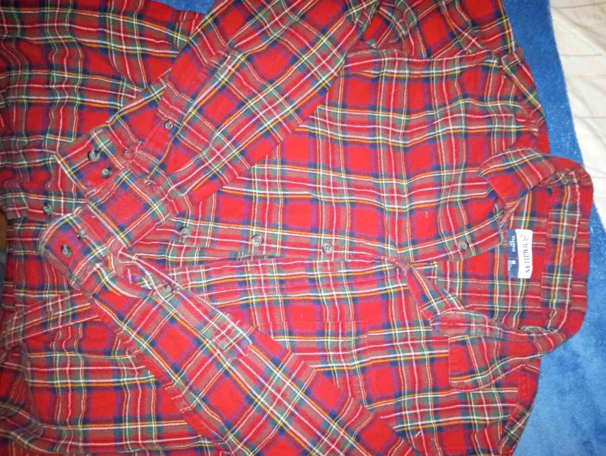 Shirts 20 each or 50 for all - Little Rock, Arkansas - FleaMarketBay