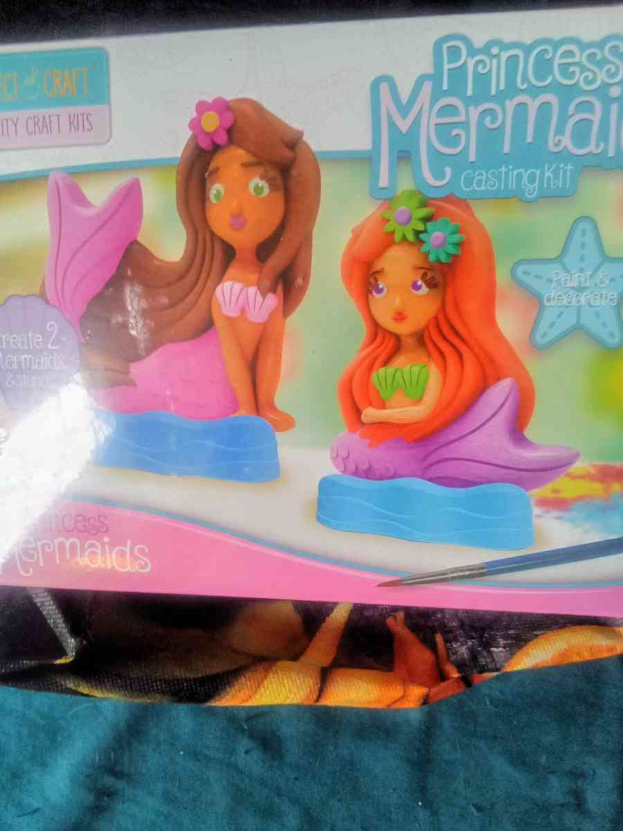 casting set for young girl - Ontario, New York - FleaMarketBay