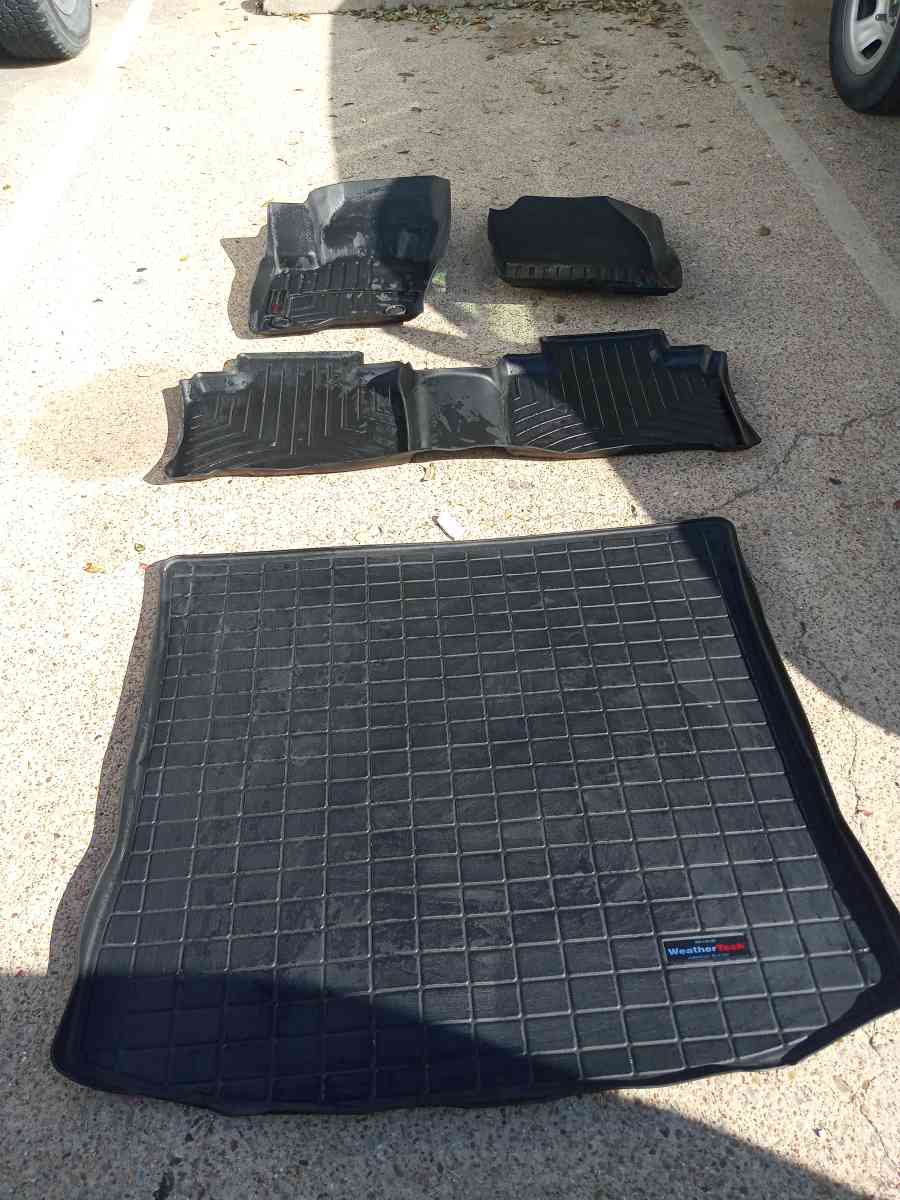 ALL WEATHER FLOOR MATS    EDGE - Arlington, Texas - FleaMarketBay