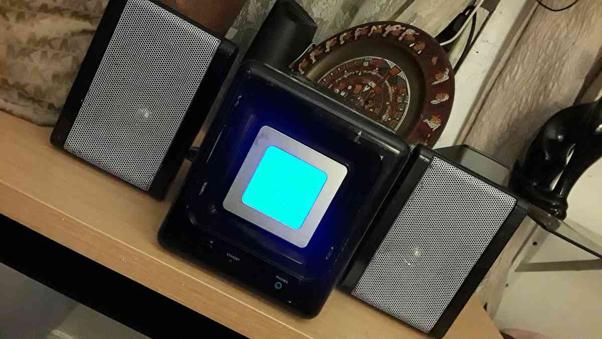 INSIGNIA NSA1112 CD player Compact Shelf System - Los Angeles, California