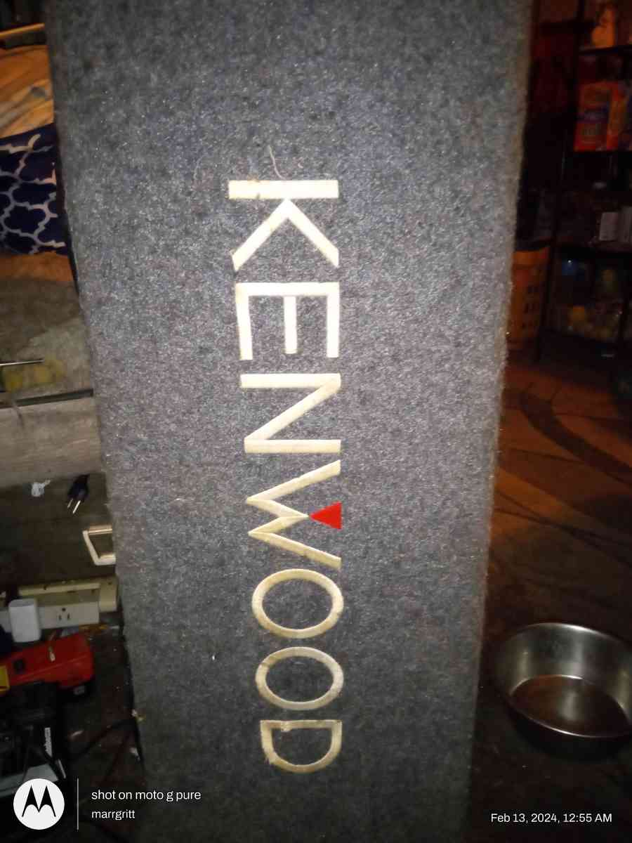 2 12inch Kenwood Speakersand Power Acoustic amp - Valdosta, Georgia - FleaMarketBay