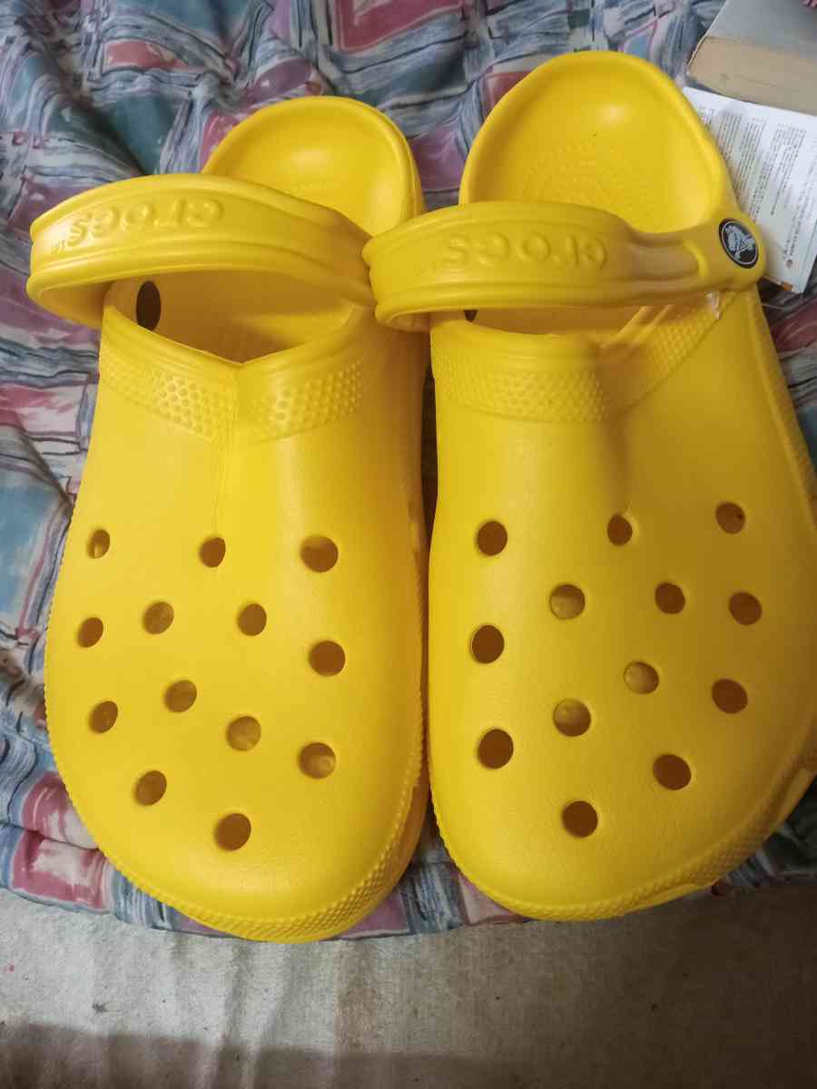 slippers - Gastonia, North Carolina - FleaMarketBay