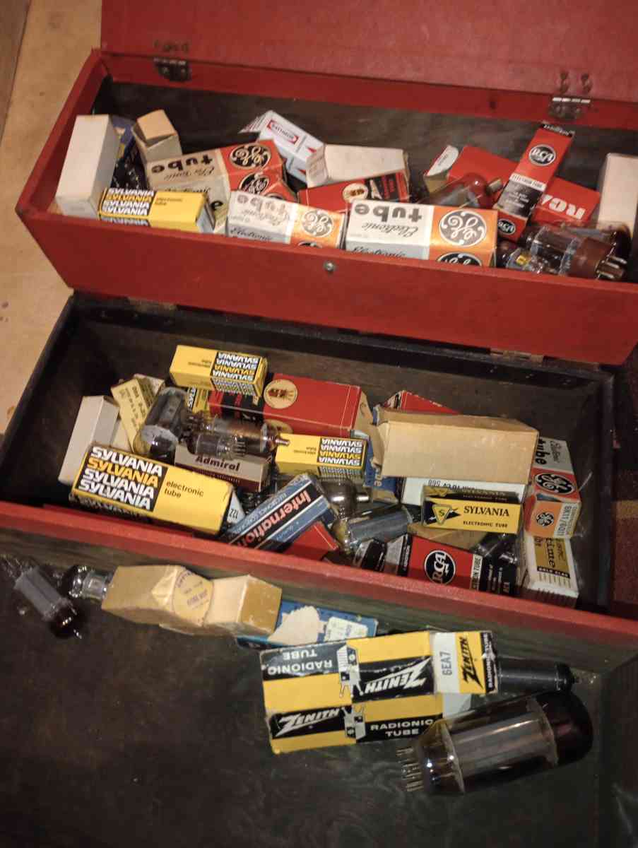 OLD TV TUBES - Spring Hill, Florida - FleaMarketBay