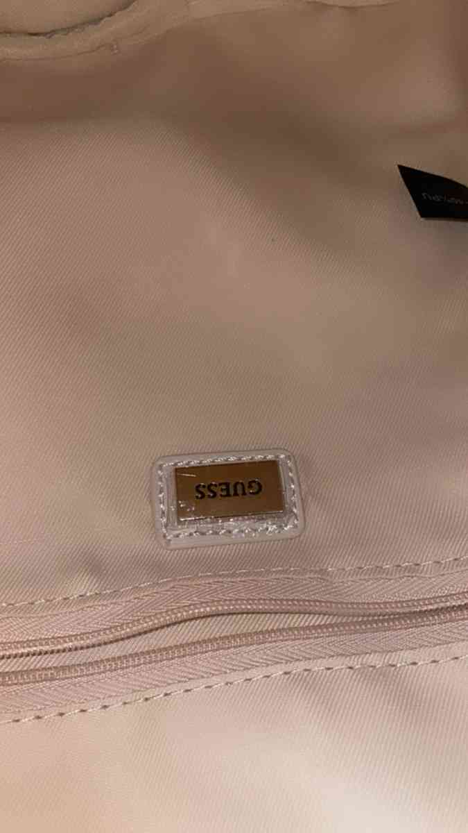 guess backpack - Houston, Texas - FleaMarketBay