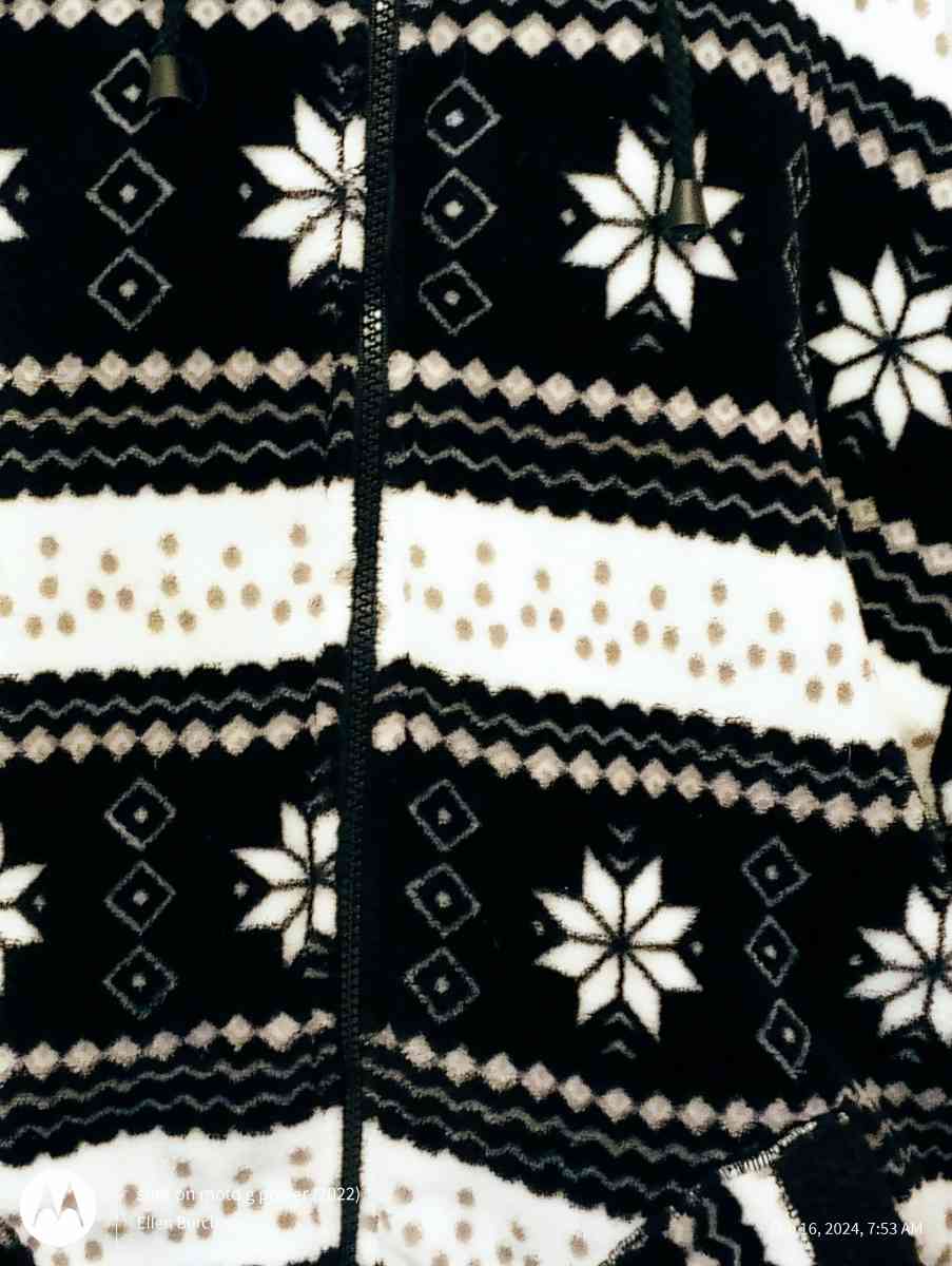 Trail Crest - Salisbury, North Carolina - FleaMarketBay