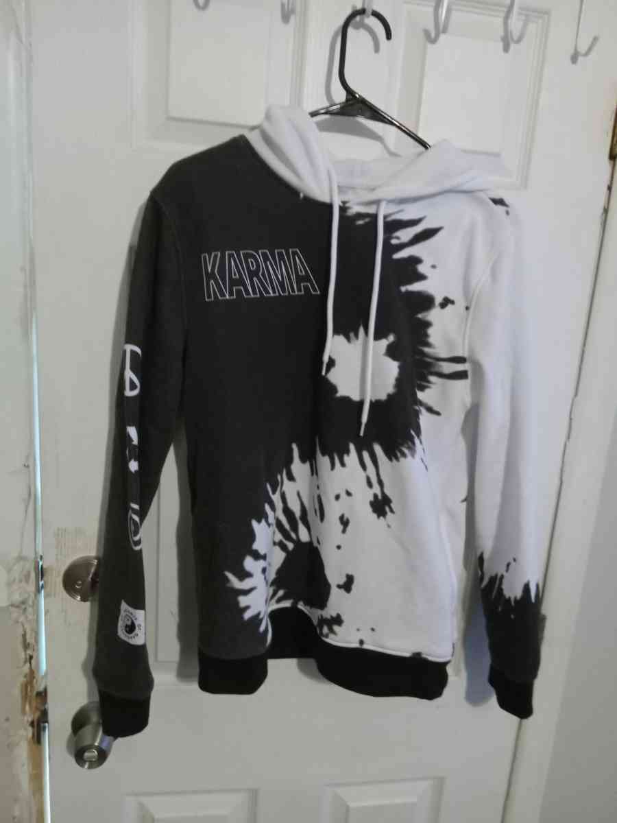 Mens Small BlackWhite Karma Hoodie - Croydon, Pennsylvania - FleaMarketBay