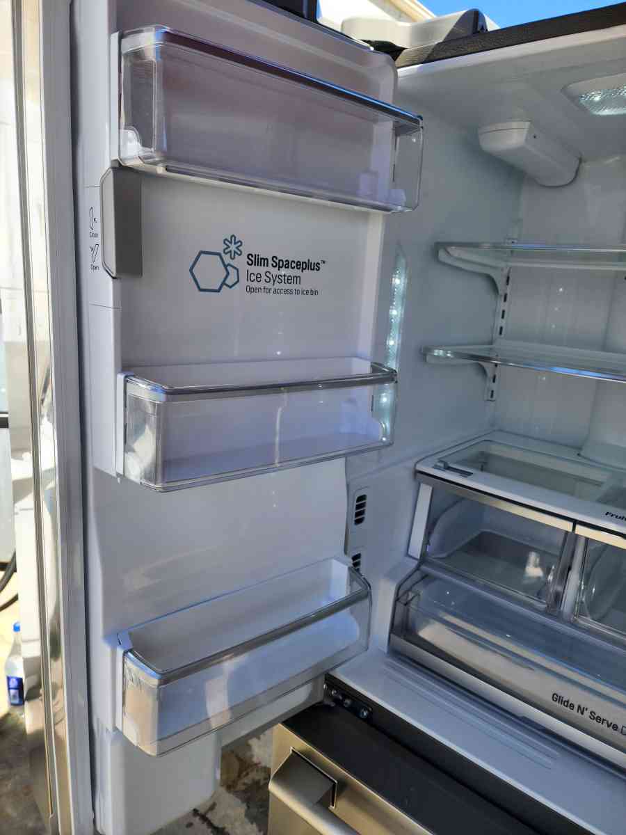 SIGNATURE KITCHEN SUITE FRENCH DOORS STAINLESS STEEL - Santa Ana, California - FleaMarketBay