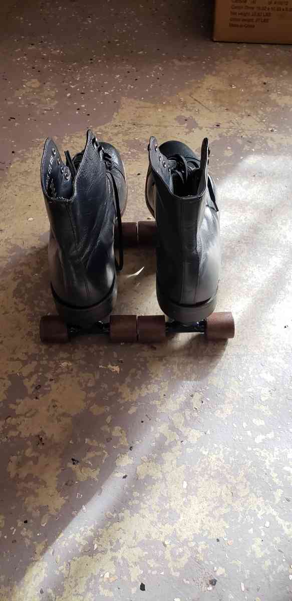 STACY ADAMS ROLLER SKATES - Chino, California - FleaMarketBay