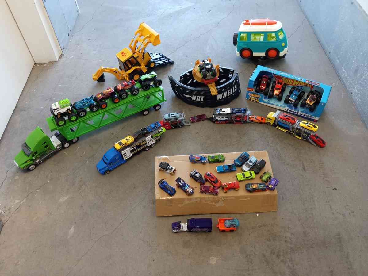 the great collection of trucking monstertrucks and more - Adelanto, California - FleaMarketBay