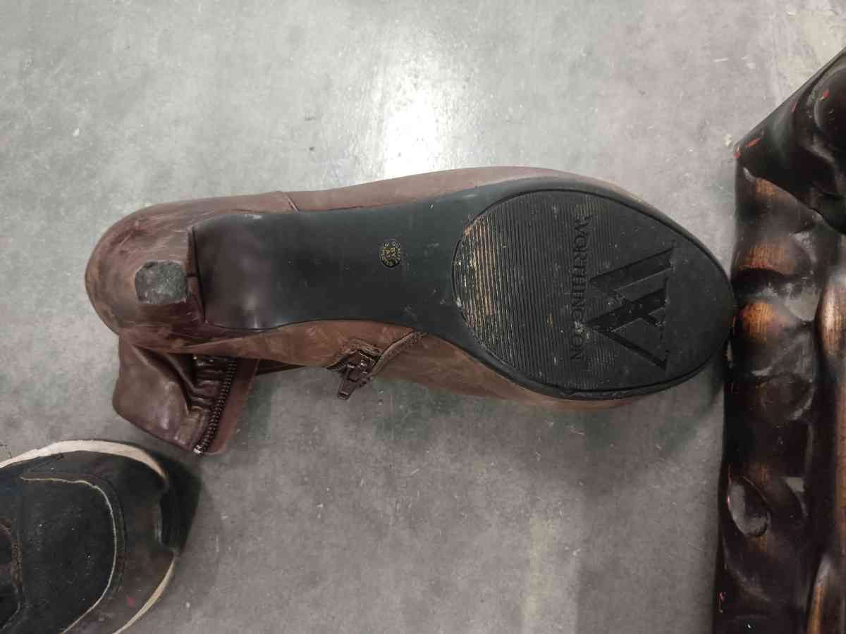 womens boots - Louisville, Kentucky - FleaMarketBay