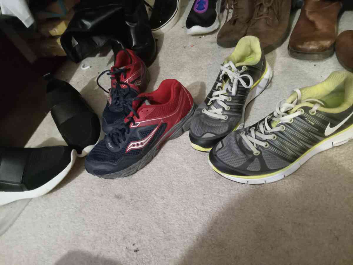 tennis hoes - Alpha, Kentucky