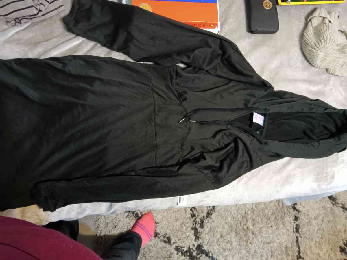 Dress - Louisville, Kentucky - FleaMarketBay