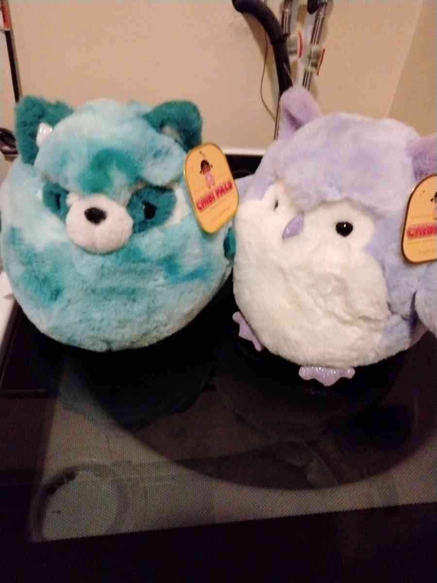 two stuffed animals - Catasauqua, Pennsylvania