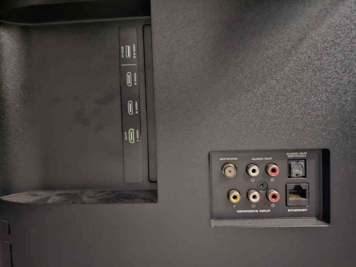 50inch vizio smart tv - Warrington, Pennsylvania - FleaMarketBay