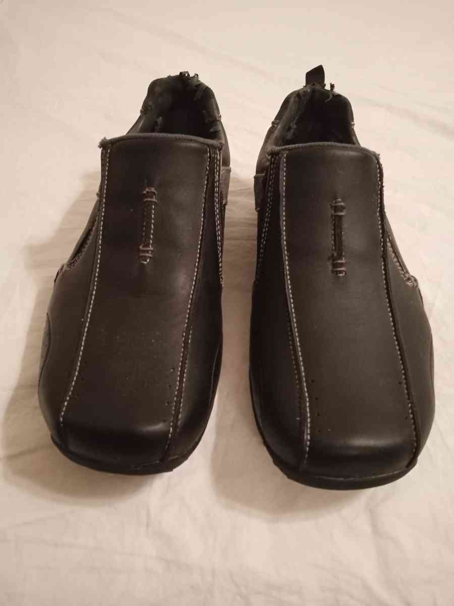 Skechers size 10 - Allen Park, Michigan - FleaMarketBay