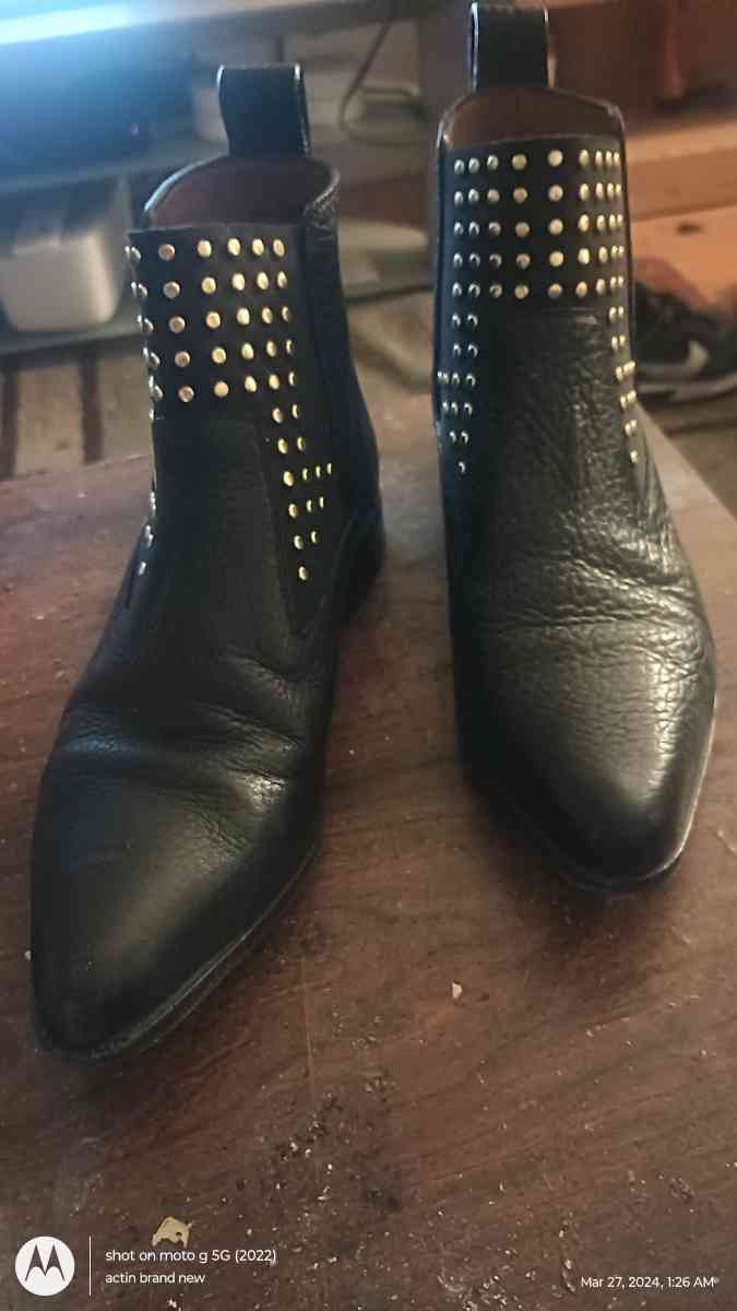 Genuine Made in Italy Chloe Ankle Gold Studed Boots - Aurora, Colorado - FleaMarketBay