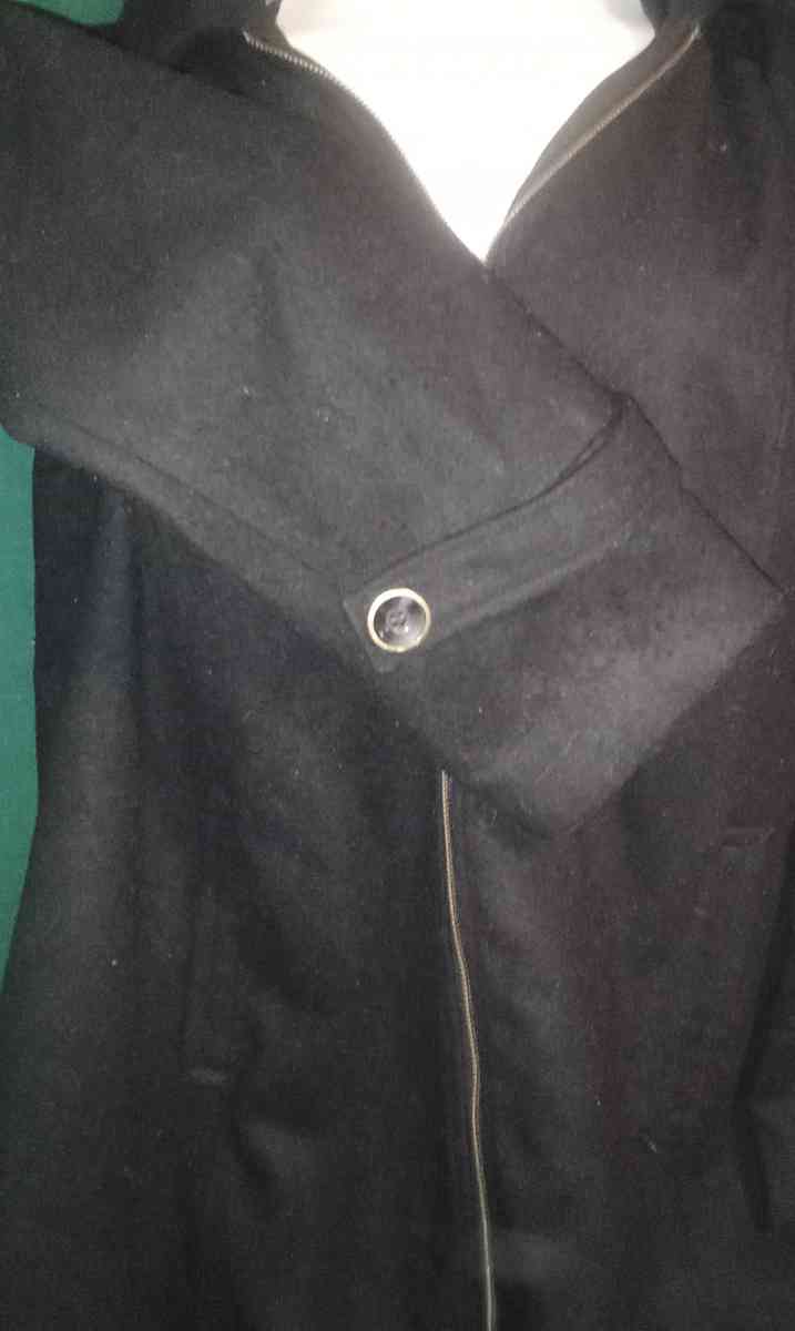 Catherines 2X Detachable Hooded Black Coat - Spencer, Oklahoma - FleaMarketBay