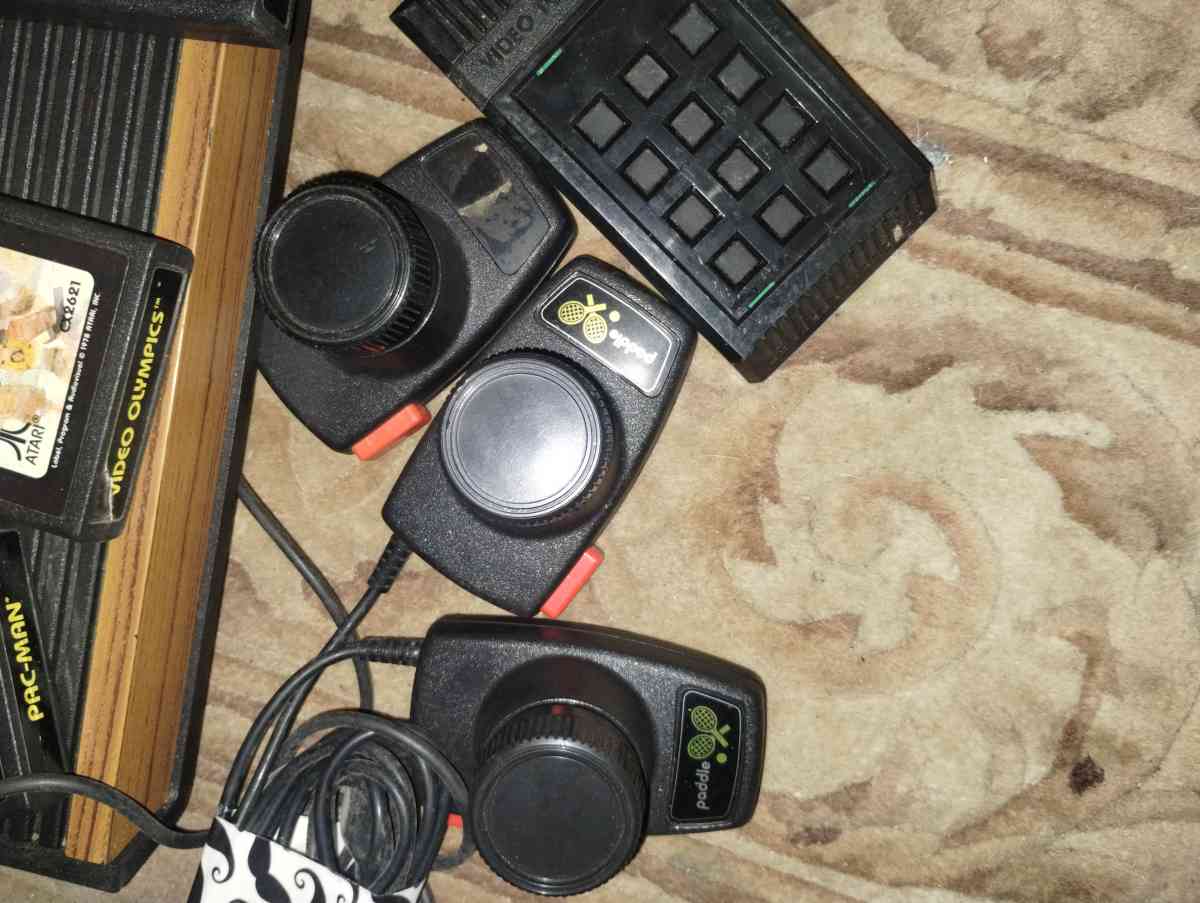vintage  Atari 2600 - Rockwood, Tennessee - FleaMarketBay
