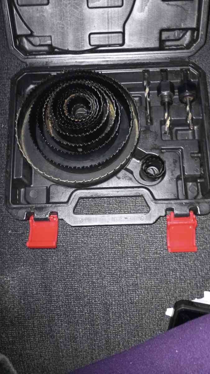 hole stall - Warren, Ohio - FleaMarketBay