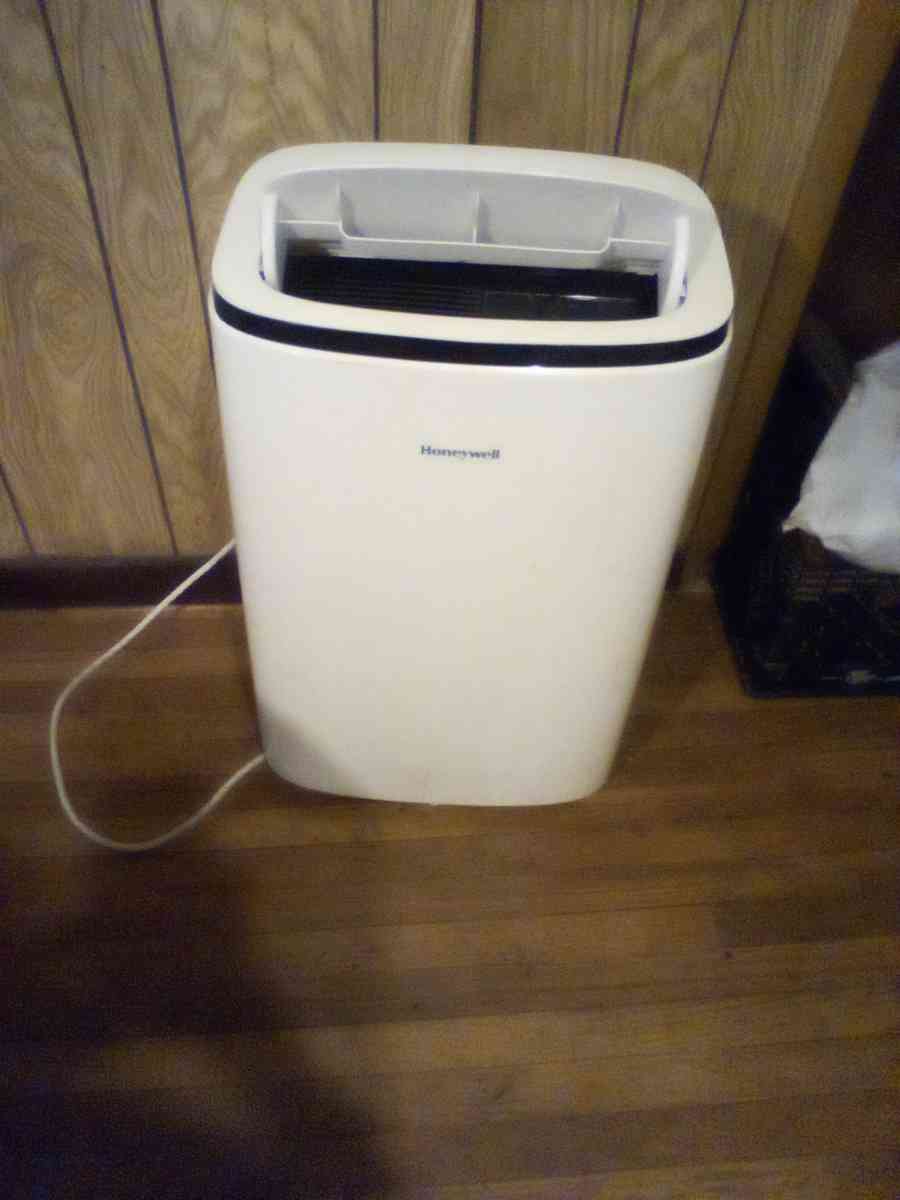 portable humidifier and AC unit works very good - Oklahoma City, Oklahoma
