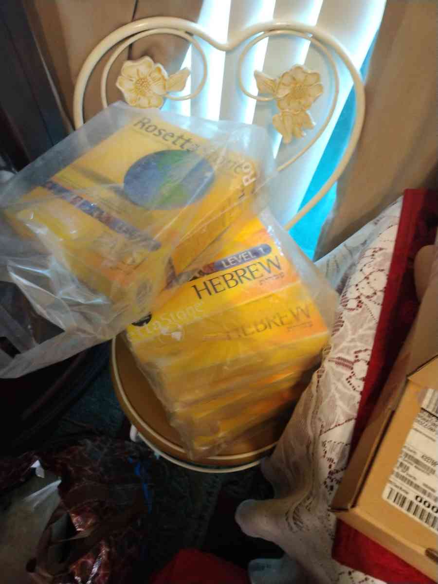 everything - Cathedral City, California - FleaMarketBay