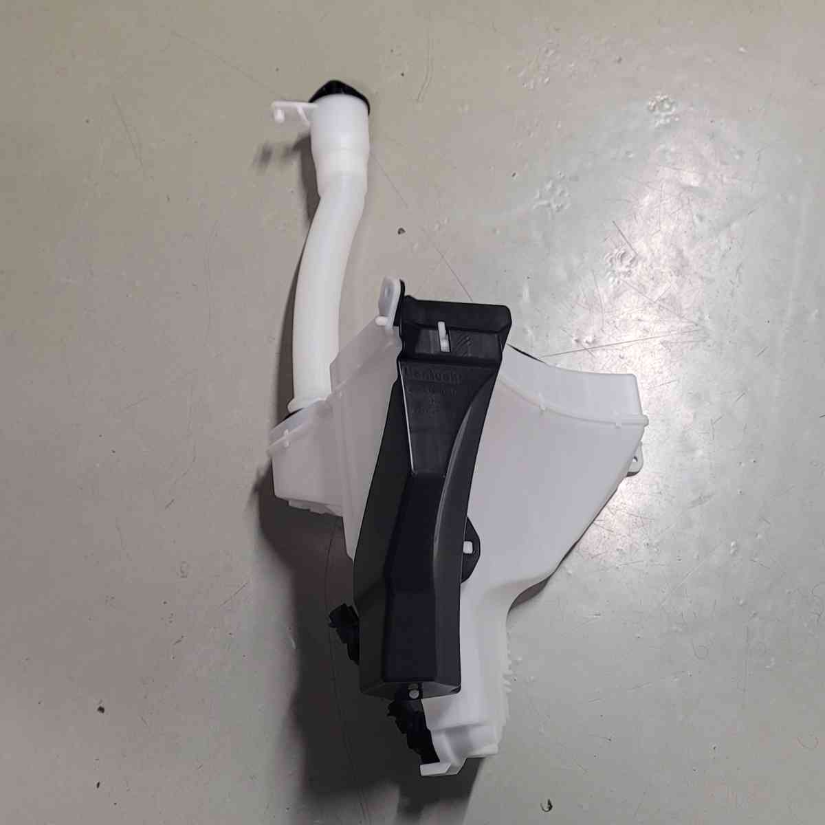 GOPARTS  for 2010  2015 Toyota 4runner Windshield Washer Flu - Longview, Washington