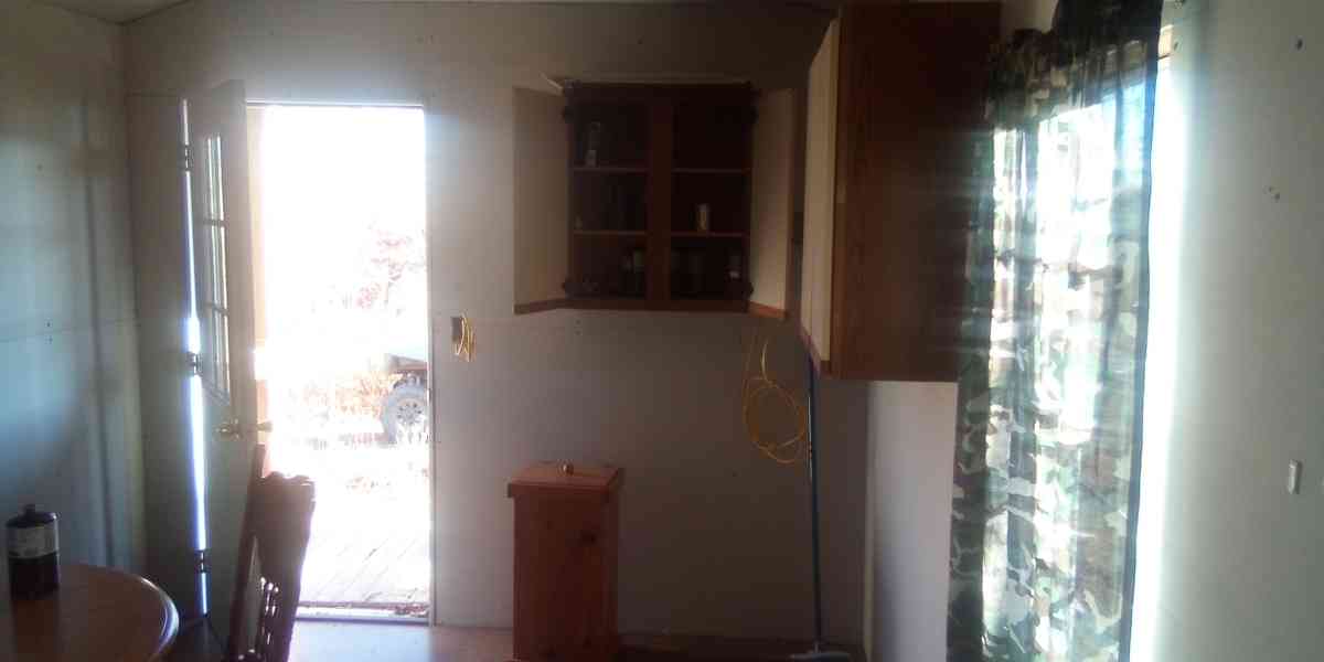 10 x 20 Hunting cabin - Oakland, Maryland - FleaMarketBay