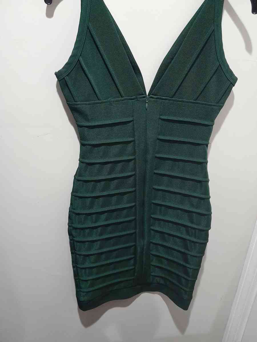 Dress - Brockton, Massachusetts - FleaMarketBay