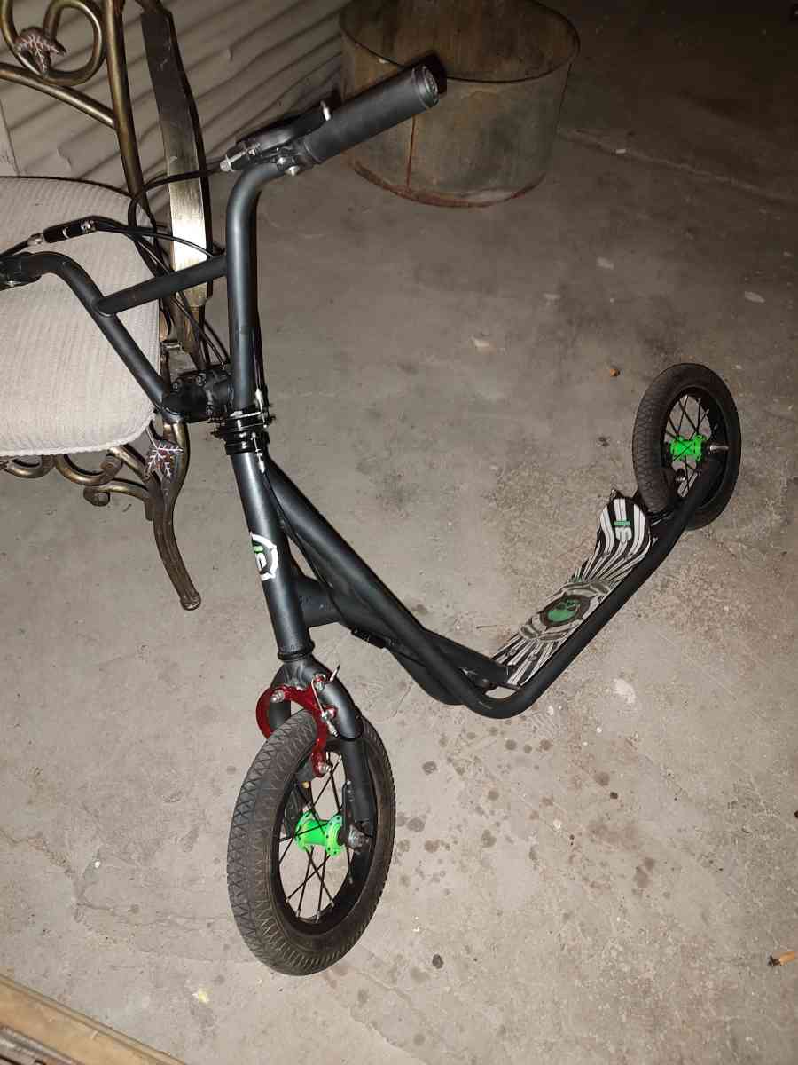 scooter Mongoose expo - North Las Vegas, Nevada - FleaMarketBay